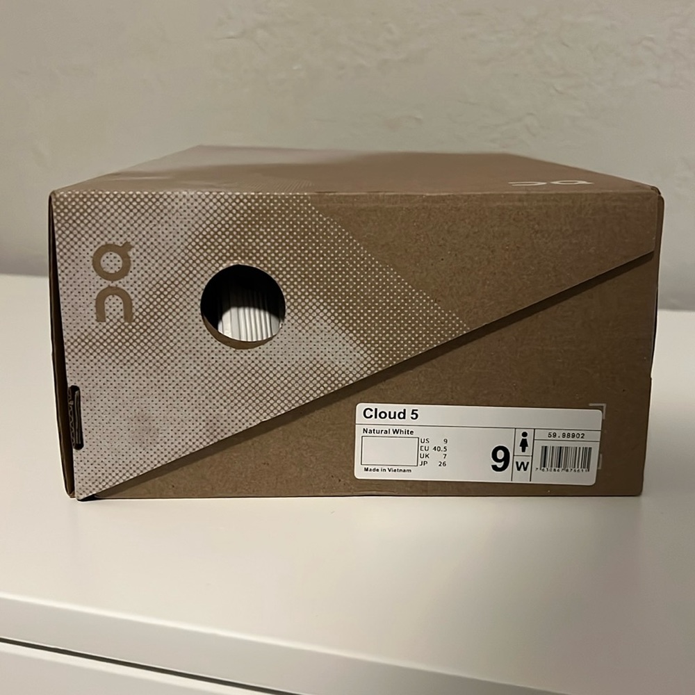 On Cloud 5 Women’s Sneakers